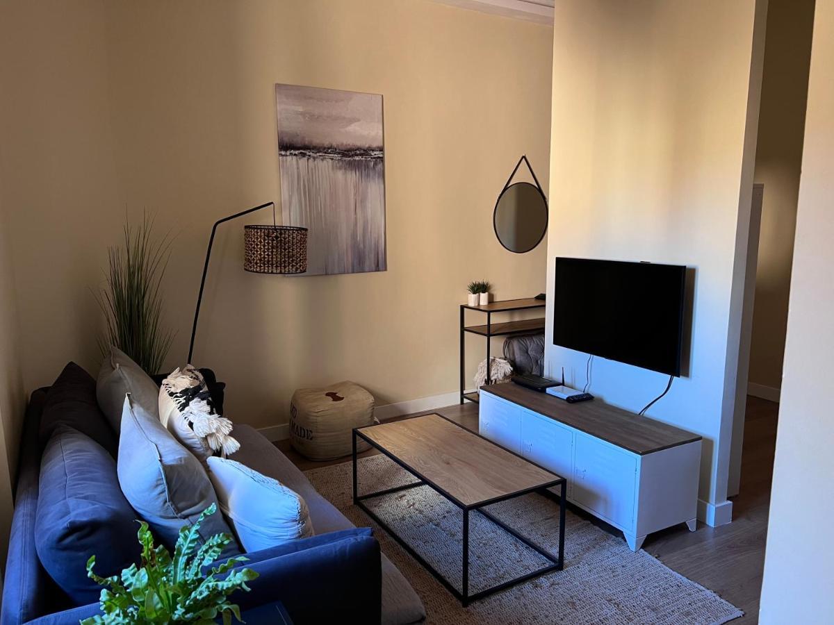 Apartment In Monumental Square Madrid Center מראה חיצוני תמונה