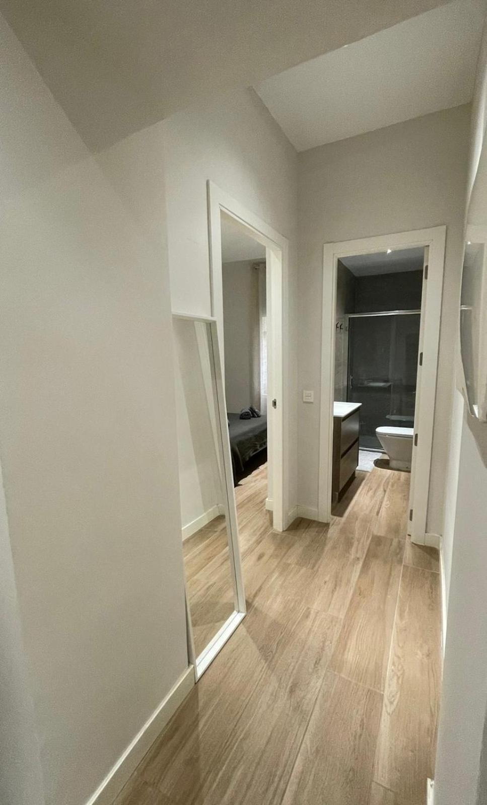 Apartment In Monumental Square Madrid Center מראה חיצוני תמונה