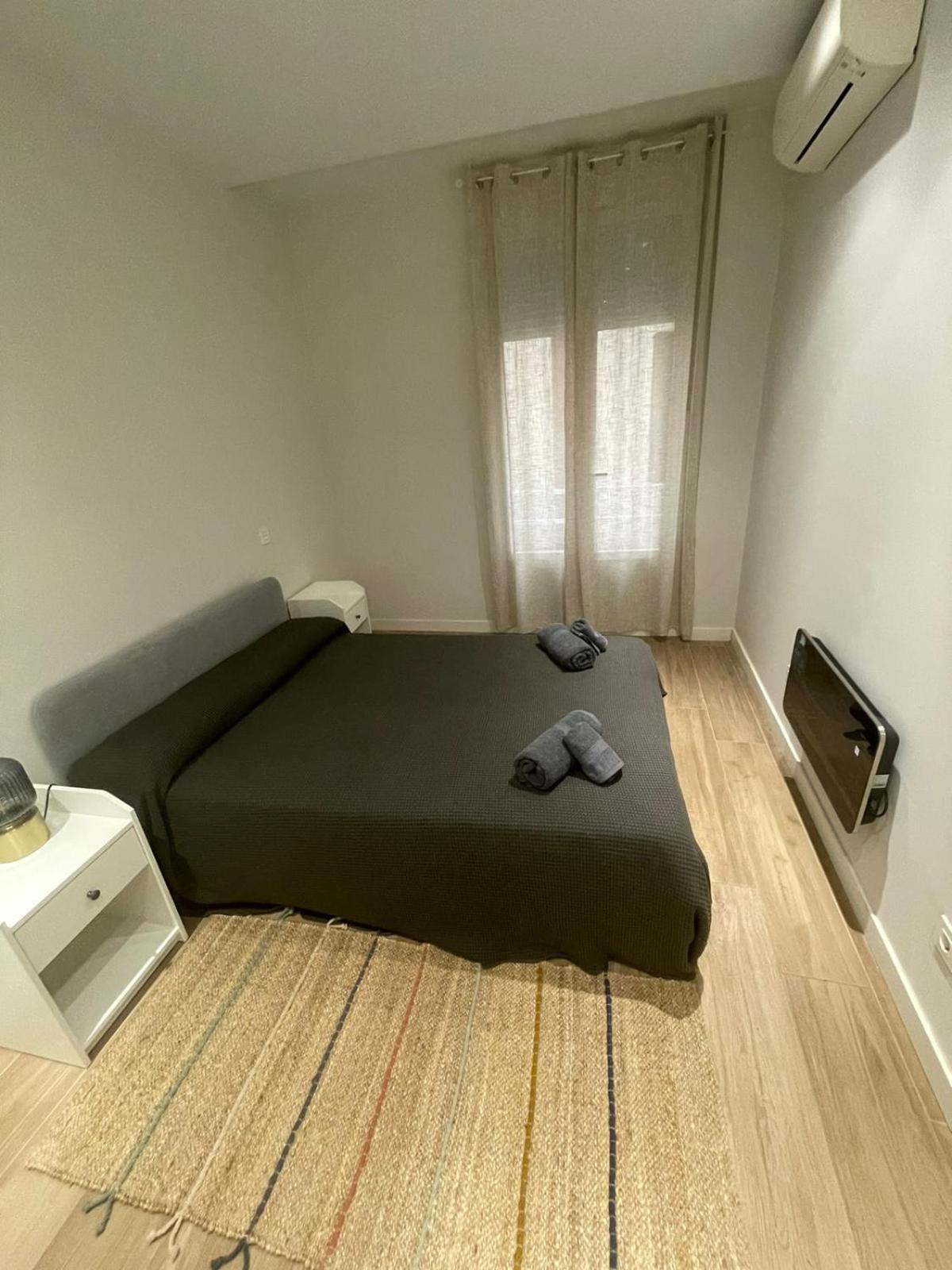 Apartment In Monumental Square Madrid Center מראה חיצוני תמונה